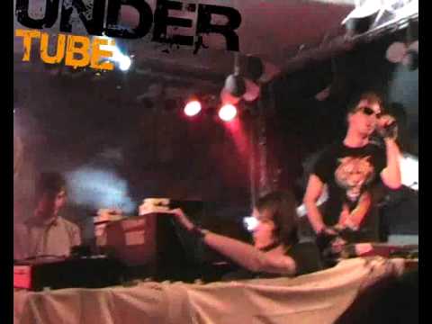 Undertube Festival-Cam: Ampl:tude (1/2) auf dem Jenseits von Millionen