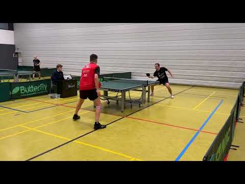 Christian Schneider (2114, TV Braunfels) - Simon Huth (2154) (Oberliga Hessen, Vorrunde 25/26)