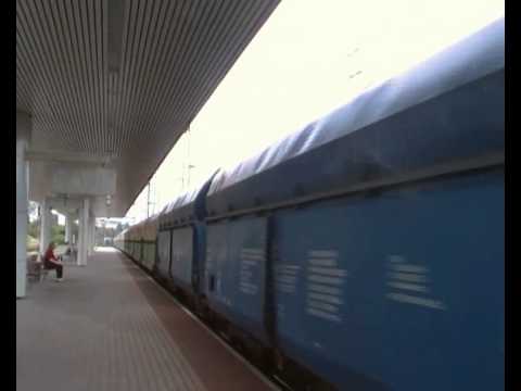 1216 910 - 0 indul tehervonattal Kelenföldről.