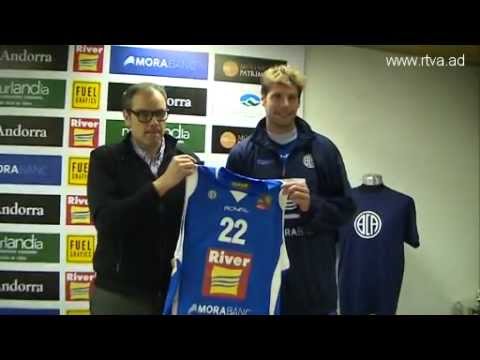 Presentación de Albert Moncasi con River Andorra