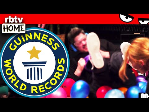 LIVE ab 18 Uhr | RBTV HOME - Hunde-Spezial; davor THE PLUCKY SQUIRE LP mit Simon & Matthias