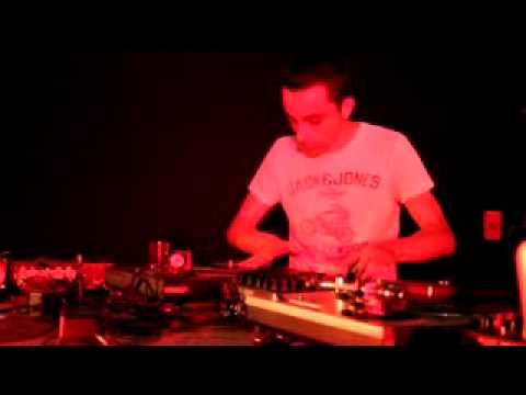 KILLA COMBAT SCRATCH 2012 :SIMO G VS BREEDA 2/2