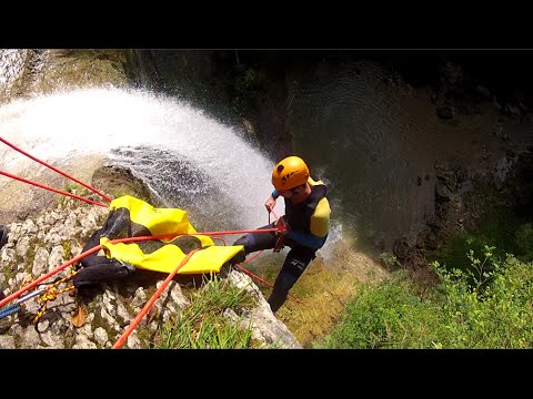 Aperçu vidéo du séjour Week-end Canyoning & Via Ferrata Jura en Jura