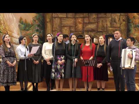 Grup tineri – De ce privești mereu în jos?