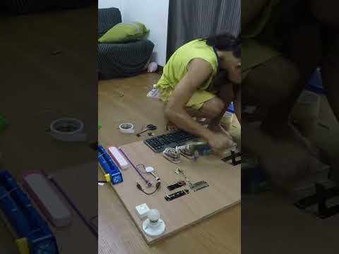 DIY BUSY BOARD | ACTIVITY BOARD | Sensory Game