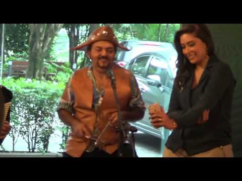 (JS) Renata Maron, gravando o Trio Amizade para o seu Face Line