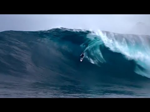 Storm Surfers - Profiles: Tom Carroll & Ross Clarke-Jones