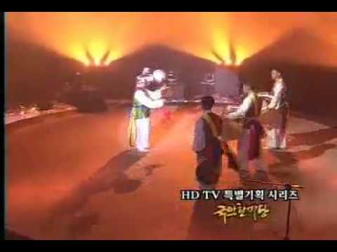 Contemporary Korean P'ungmul (Farmer's Music)