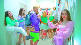 Download lagu DIANA MENGUSIR SEMUA ORANG! Semua Yang Menentang Diana Meninggalkan Sekolah! mp3