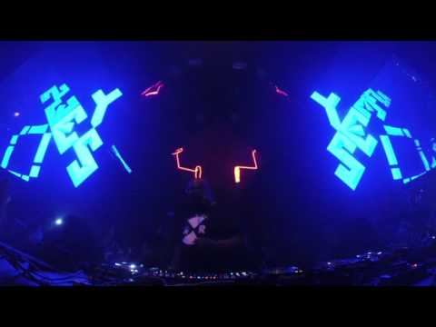 Carl Cox - Space Ibiza Opening - track ID Agent Orange "No FAQs" [Bitten Records]