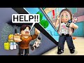 I Worked At The MALL.. I Caught Owner Trapping CUSTOMERS! (Roblox)