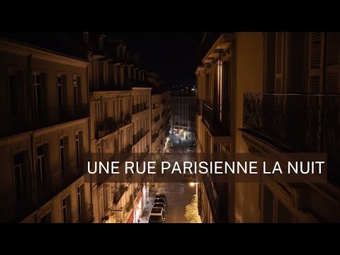 "🎧 Bruit de la nuit parisienne 🌃 - Vue nocturne d'un balcon dans une rue animée de Paris"