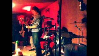 VITRIOLE BONBON PUB ! d,HULL.wmv