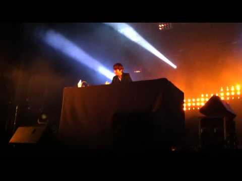 Madeon - Live Set (Start) @ Point Gamma 2012