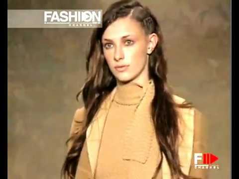 "DKNY" Autumn Winter 2001 2002 New York 1 of 3 Pret a Porter Woman by FashionChannel