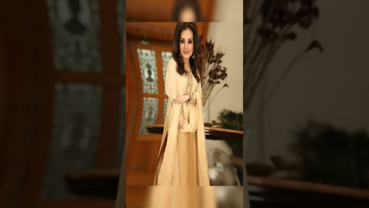 HOT PICTURES OF REAL RESHAM