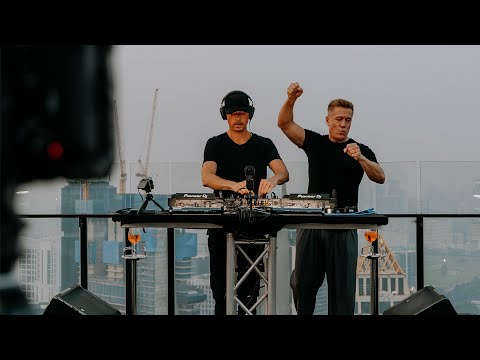 Cosmic Gate & Emma Hewitt - Not Enough Time (Taglo Remix) [Bangkok Sunset Set 2025]