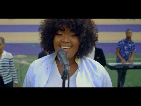 Frantz Junior Moise feat Chorale DEG - Soyons Reconnaissants ( video Officielle)