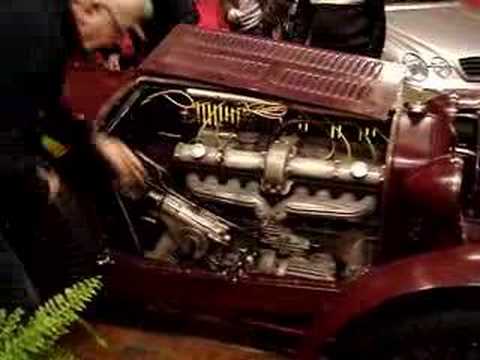 Alfa Romeo Monca 8C replica