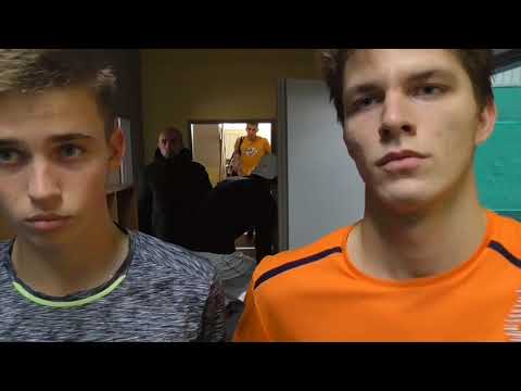 Filip Duda a Michael Vrbenský po vítězství ve čtvrtfinále čtyřhry Thun Neridé Open