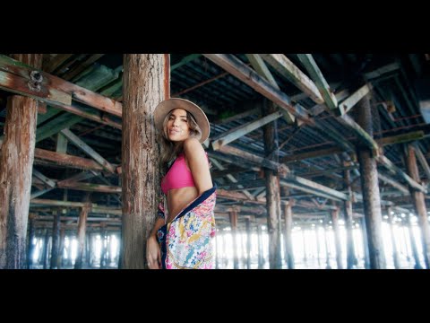 Carly Pearl - Daydream (Official Music Video)