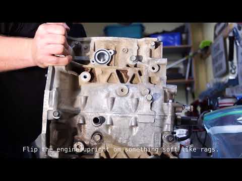How to remove Subaru pistons and seperate the block. [EJ257] [Frugal Garage EP11]