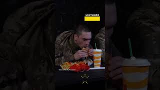 Download lagu Ukrainian Marines Ordered Food From McDonald's for Captured Russian Soldiers #warinukraine mp3