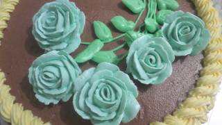 decorating buttercream roses cake (the whole process!)