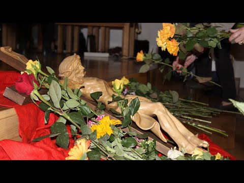 ZUM NACHSCHAUEN: KARFREITAGS-Liturgie in St. Johannes (Fr. 15.4.2022 um 19 Uhr)