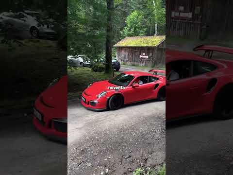 Os truques mais estranhos com carros...