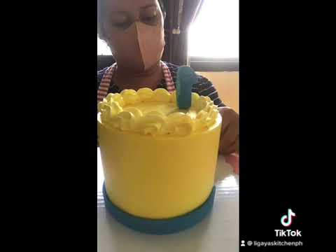 Snow White 🎂 Baby Milestone Cake