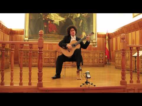 Cecilio Perera plays Cielito lindo, La llorona y El son de la negra.