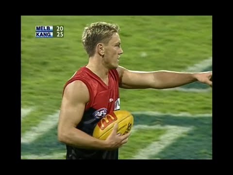 Shane Woewodin puts the Demons in front - Melbourne - 2000 Prelim Final v North Melbourne - AFL