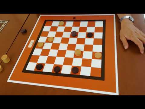 Sfido a Dama italiana il GM di scacchi Eugene Torre