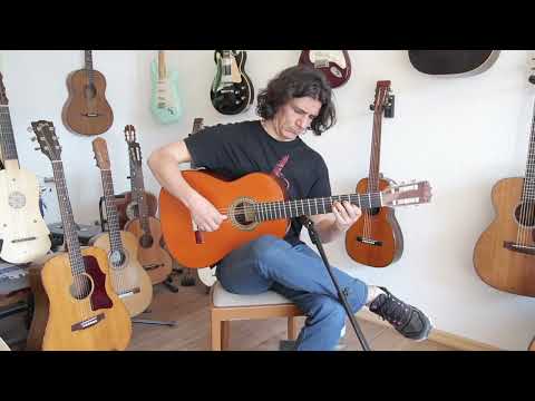 Julio Conde (Hermanos Conde) 1991 media luna flamenco guitar - amazing piece - excellent sound + video image 14