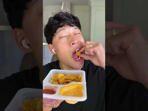 Dubai Chocolate Donut 🇦🇪 vs American Nachos 🇺🇸