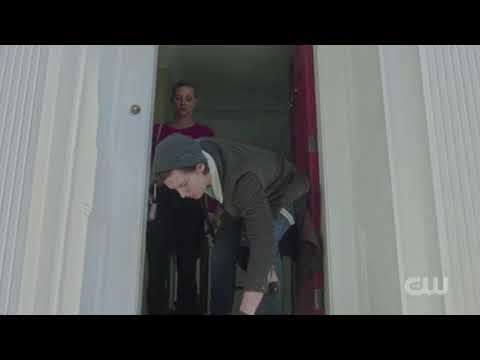 Jughead and Betty Find the Last VideoTape - Riverdale 5x02