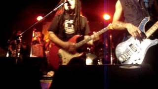 Karamelo Santo," Vivo en una isla" Quilmes 5/4/08