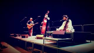 Yorkston/Thorne/Khan - Broken Wave