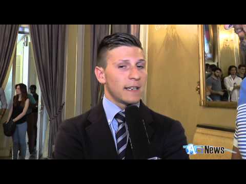 Mirco Scarantino premiato dal Sindaco Ruvolo