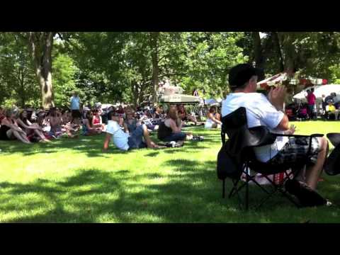 Daphne in 'London Calling' Trailer