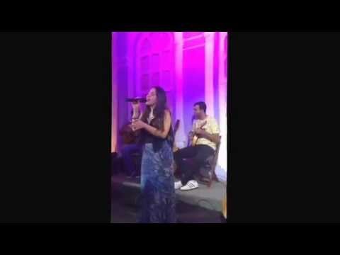 Luiza Brito: ACONTECE (Cartola)