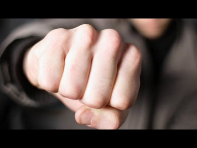 В Иркутске пьяные пассажиры избили водителя автобуса