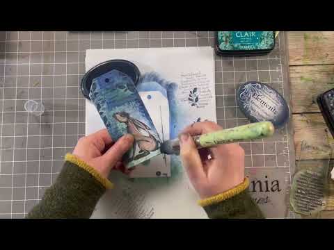 Quick Crafts - NEW lupin stamp on a gift tag with mica Sprays… this is a stunning card 😍