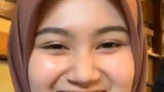 Download lagu STORY WA CEWEK HIJABERS CANTIK NYA MINTA AMPUN mp3 Download lagu STORY WA CEWEK HIJABERS CANTIK NYA MINTA AMPUN mp3