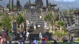 preview picture of video 'Bali,Besakih temple'