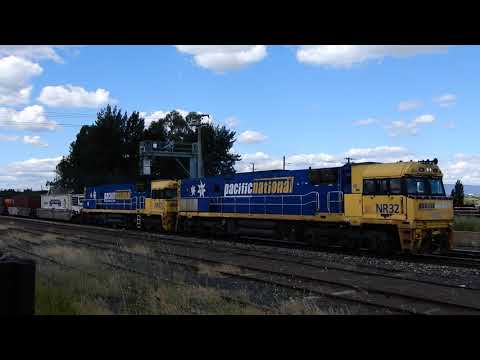 Bathurst Trains NR32 & NR57 with 1829