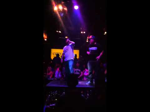 Freestyle taki tsan - eisvoleas at Dogs