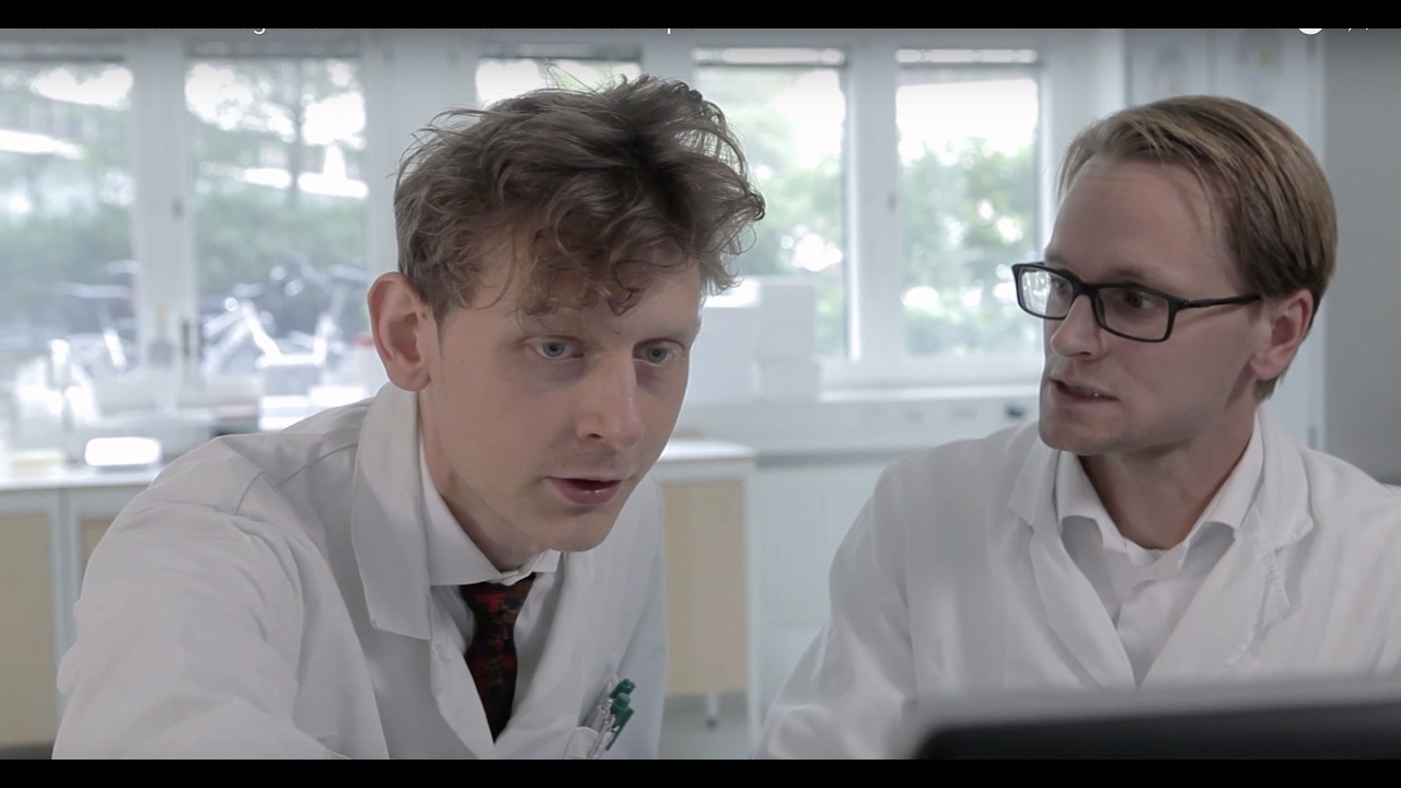 MiniTEM - low voltage electron transmission microscope