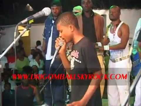 WENGE MUSICA MAISON MERE : Melin bouton corrige la chanson salon d'honneur